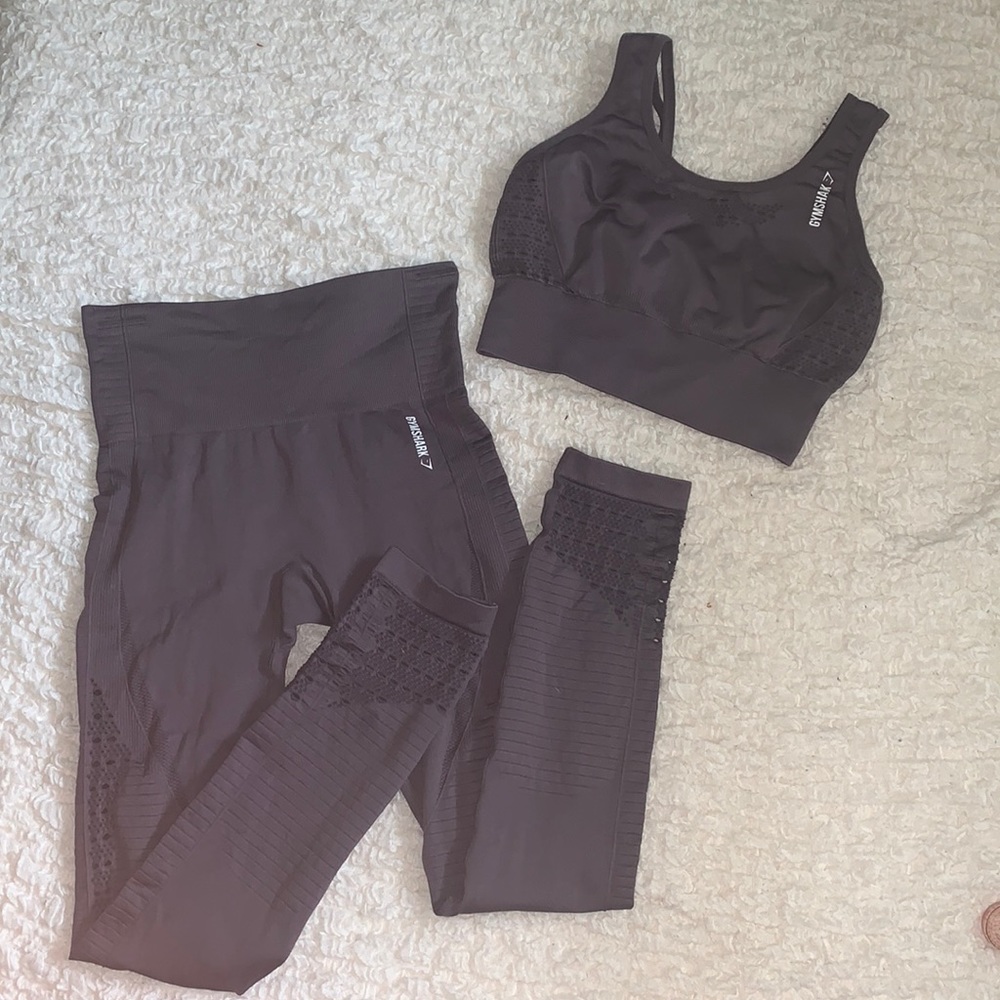 🧸❤️‍🔥Gymshark Leggings & Bra Set❤️‍🔥🧸